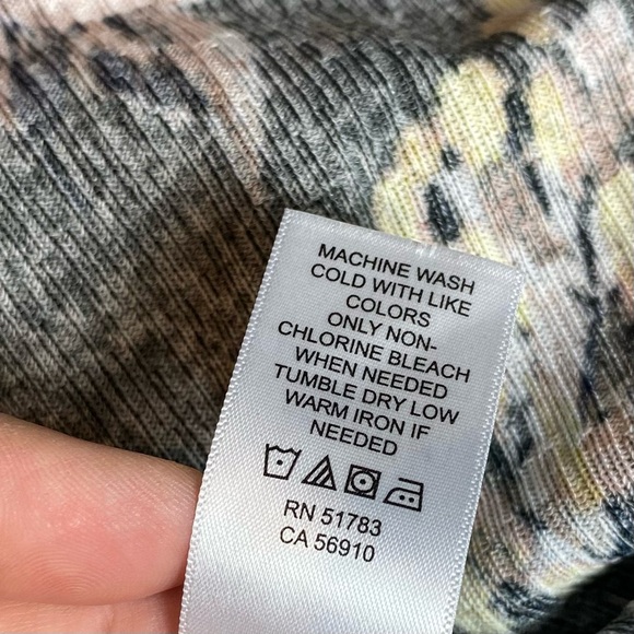 Maurices Womens Kimono Cardigan Bishop Sleeve Gray Floral Boho Lace Trim Sz 2X - Picture 5 of 8